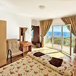 Regina Bella * Balchik