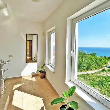 Regina Bella Villa Balchik