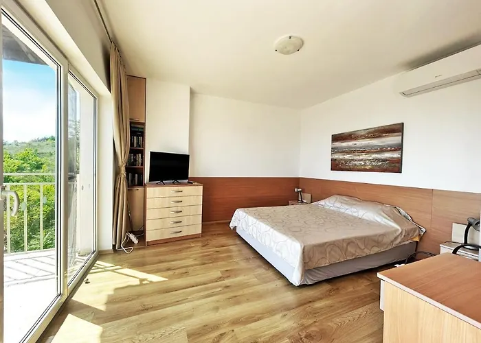 Regina Bella * Balchik