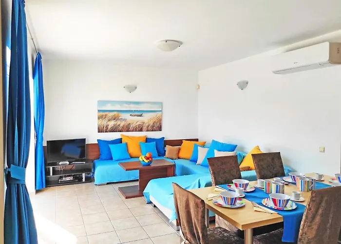 Regina Bella Villa *