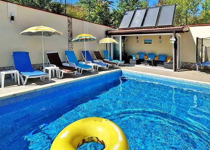 Regina Bella Villa *